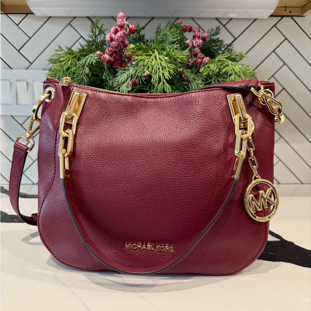 Michael Kors Brooke medium shoulder tote in claret leather